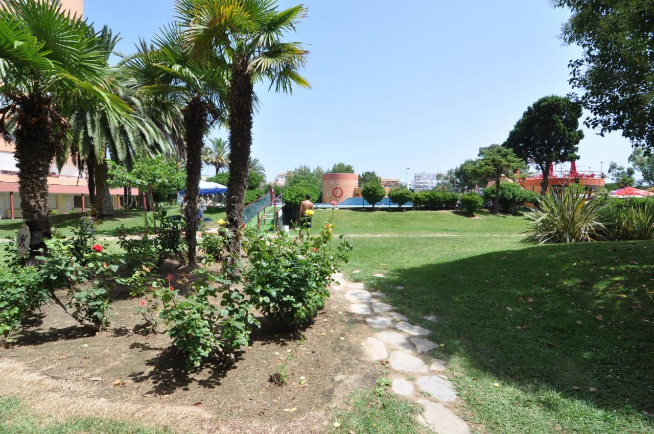 Rnet - Ir 7-42 Studios Roses Costa Brava ภายนอก รูปภาพ